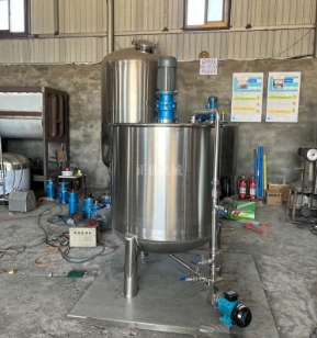 液体华体买球，华体中国上料机，立式混料机